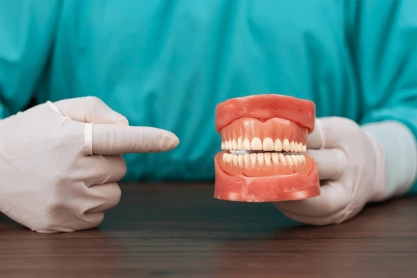 complete dentures in midtown toronto on